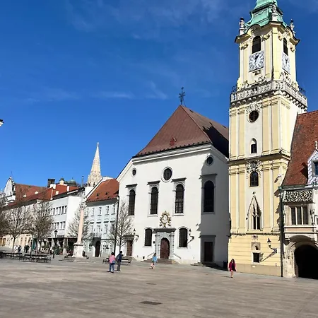 Revon Art-deco Old Town Pozsony