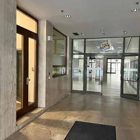 Revon Art-deco Laurinska, Parking Options Old Town Apartment Bratislava